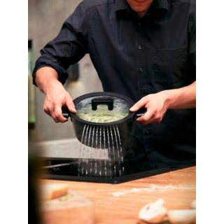 Fiskars Hard Face Casserole With Lid, 3.5l